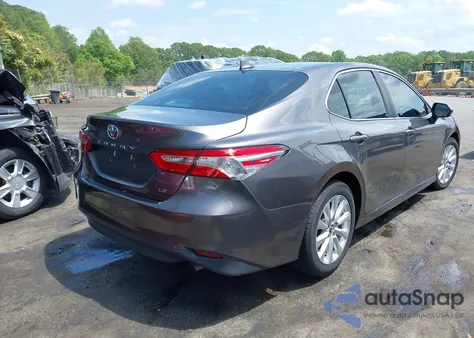 2020 Toyota Camry Le из США, поврежденный, VIN 4T1C11AK3LU945307